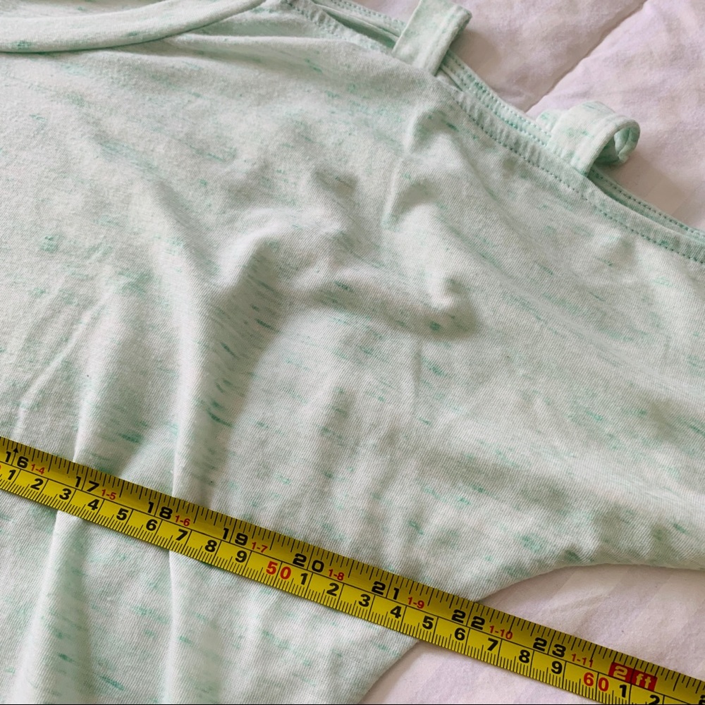 Lush | Open Shoulder Top - Picture 4 of 6